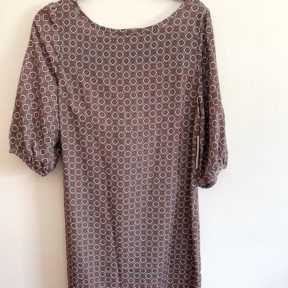 Blouse and legging comfy set.